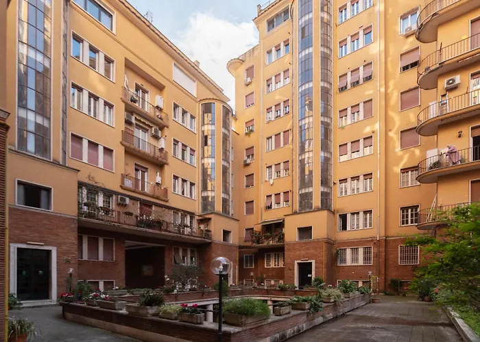 Guesthost - Bright Near Piazza Bologna *